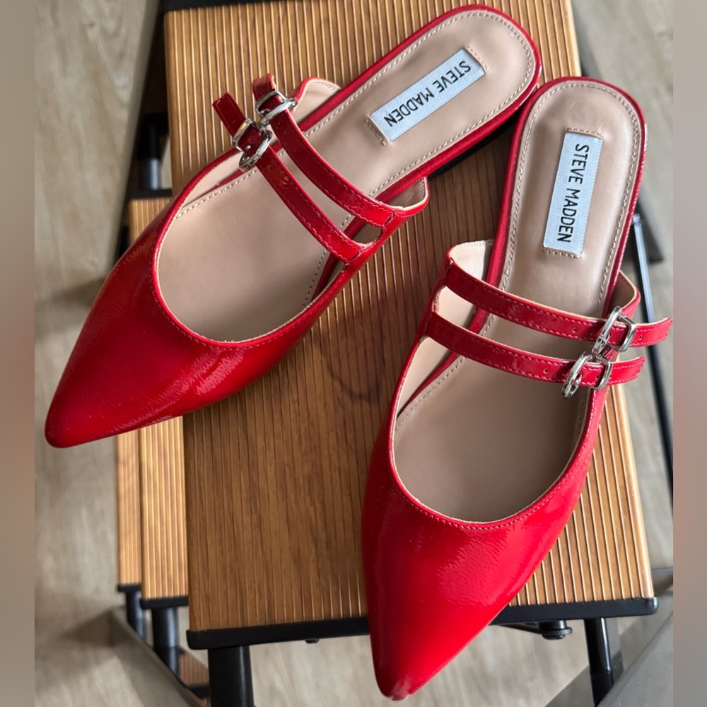 Steve Madden Eliza Glossy Red Mules - Picture 3 of 6